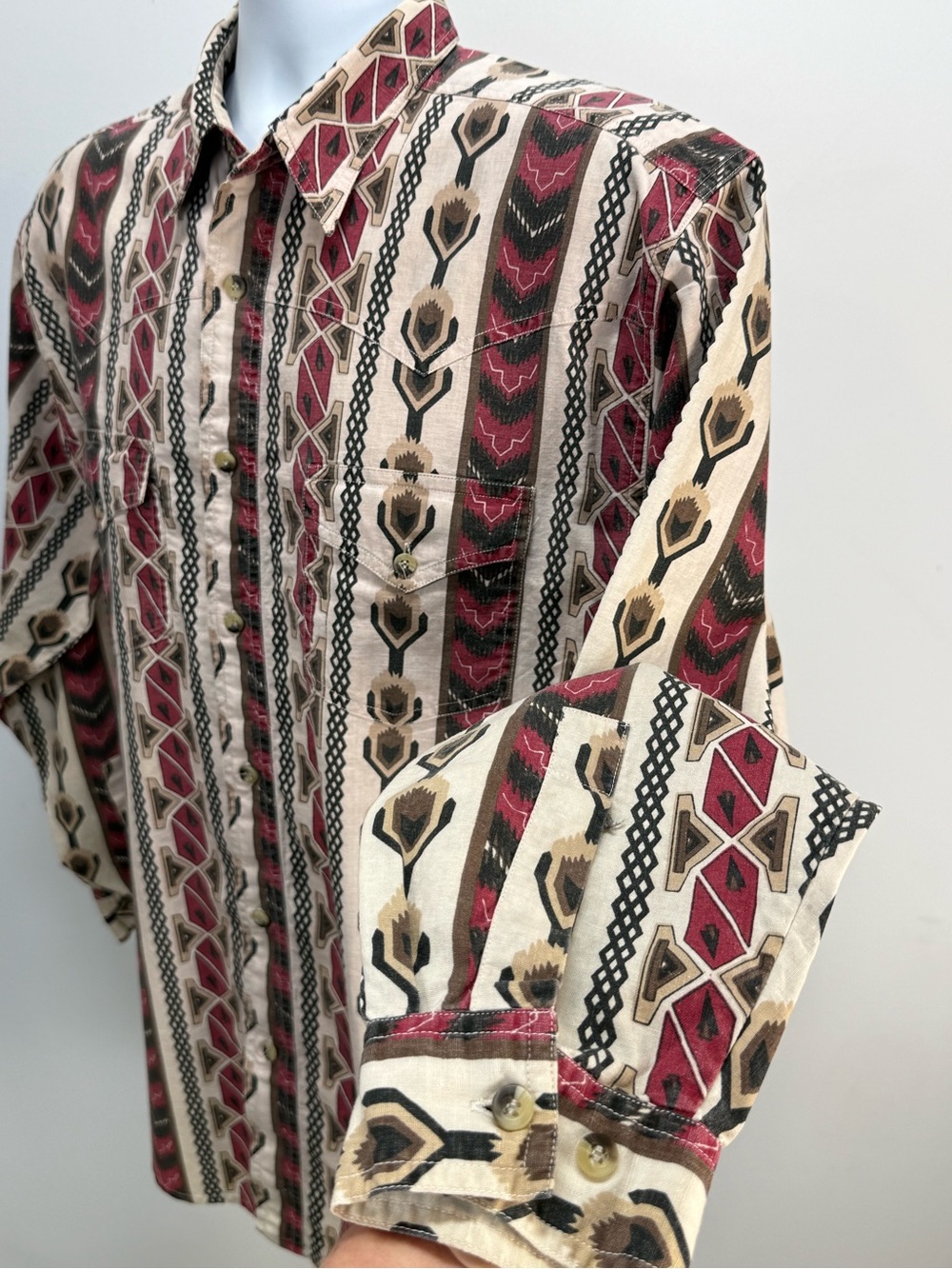 LEGACY Men's Cream, burgundy black Western Stripe Button-Down Shirt size M - Picture 4 of 12